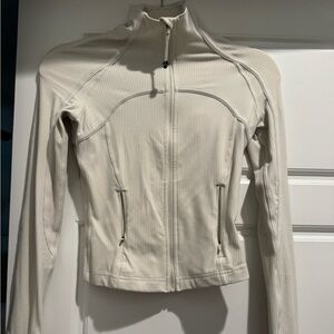 Lululemon Women's Defined Cropped Nulu Cream Jacket